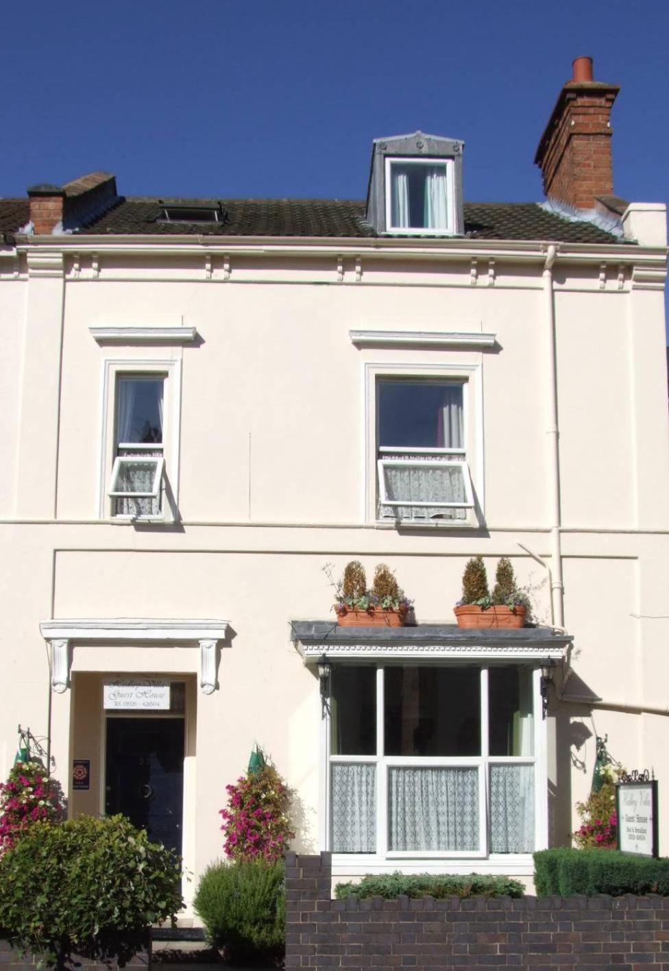 Hedley Villa Guest House 레밍톤 외부 사진